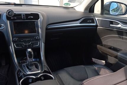 Ford Mondeo 145.000 km 12.800 € Fürth 90763