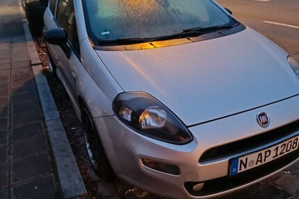 Fiat Punto 81.000 km 3.300 &euro; Nürnberg 90451