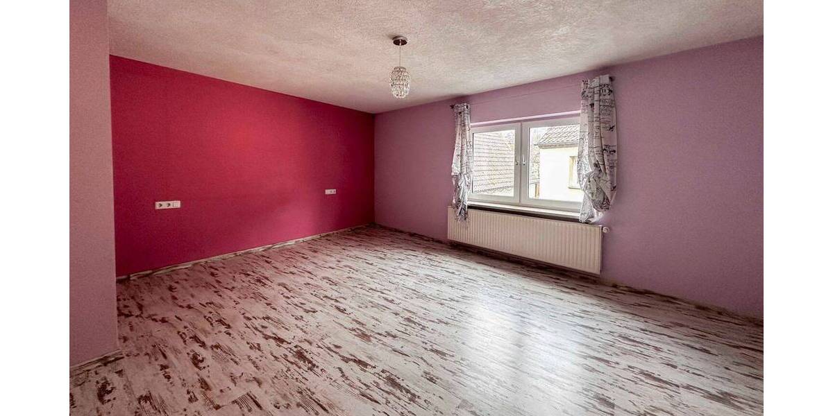 Einfamilienhaus Wilhermsdorf - 6 Zimmer, 220 m&sup2;, 235.000&euro; | Angebot:26528154