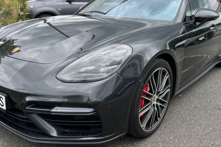 Porsche Panamera 142.000 km 61.500 &euro; Nürnberg 90431