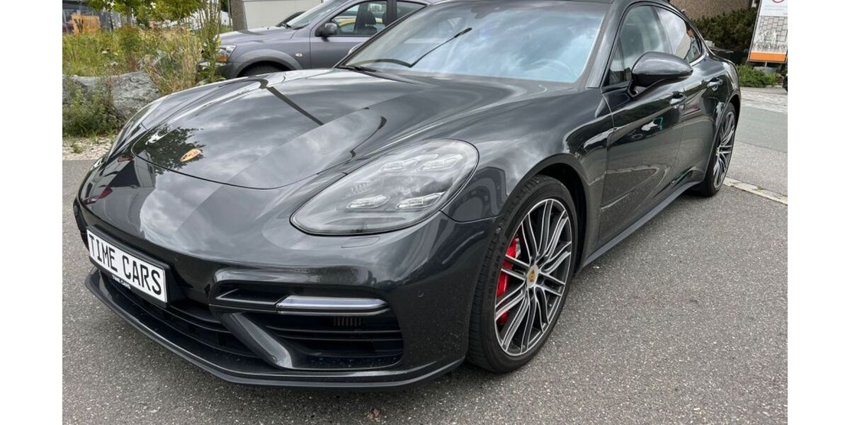 Porsche Panamera 142.000 km 61.500 &euro; Nürnberg 90431