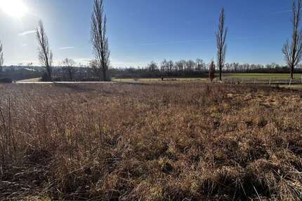 Grundstück zu verkaufen in Seukendorf 1.360.000 € 1840 m² zimmer