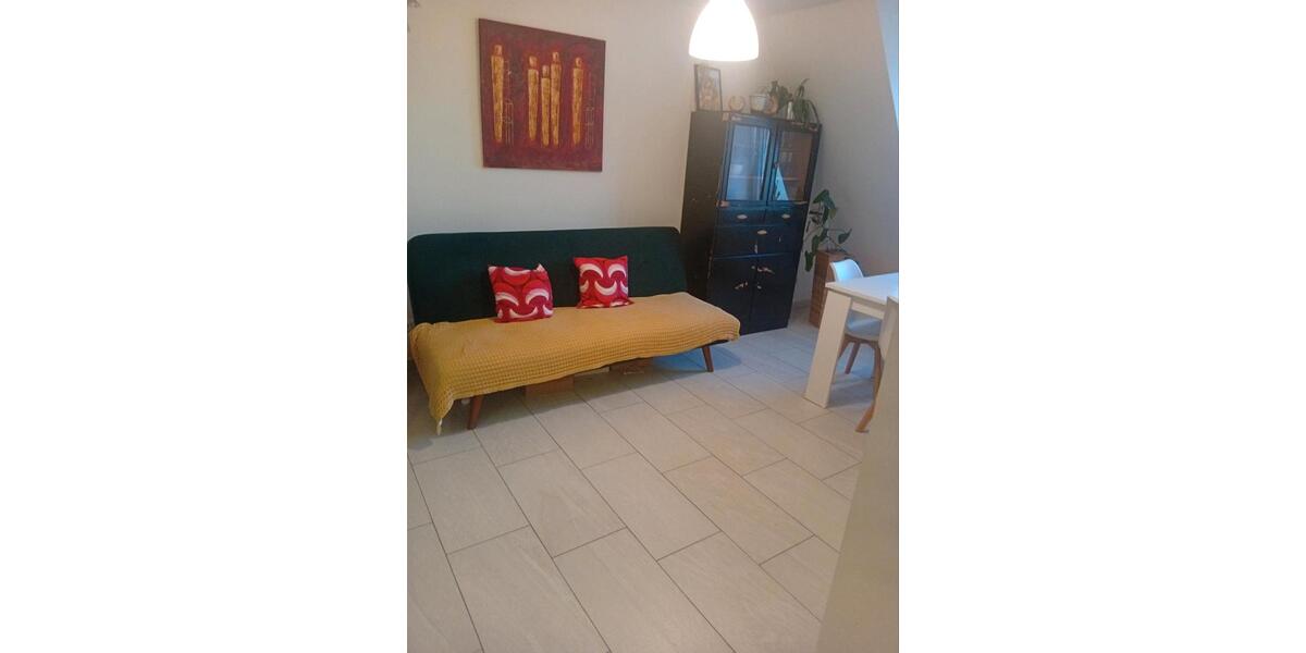 Dachgeschoßwohnung Fürth Südstadt - 3 Zimmer, 69 m&sup2;, 870&euro; | Angebot:25724334