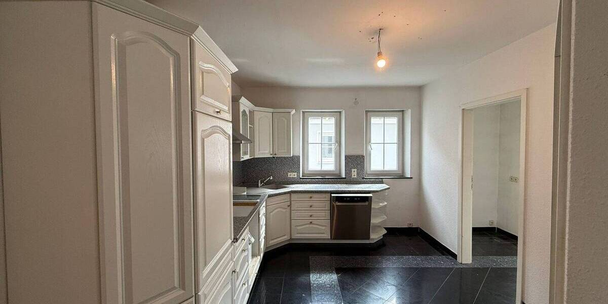 Etagenwohnung Cadolzburg - 2 Zimmer, 94 m&sup2;, 199.000&euro; | Angebot:26852477