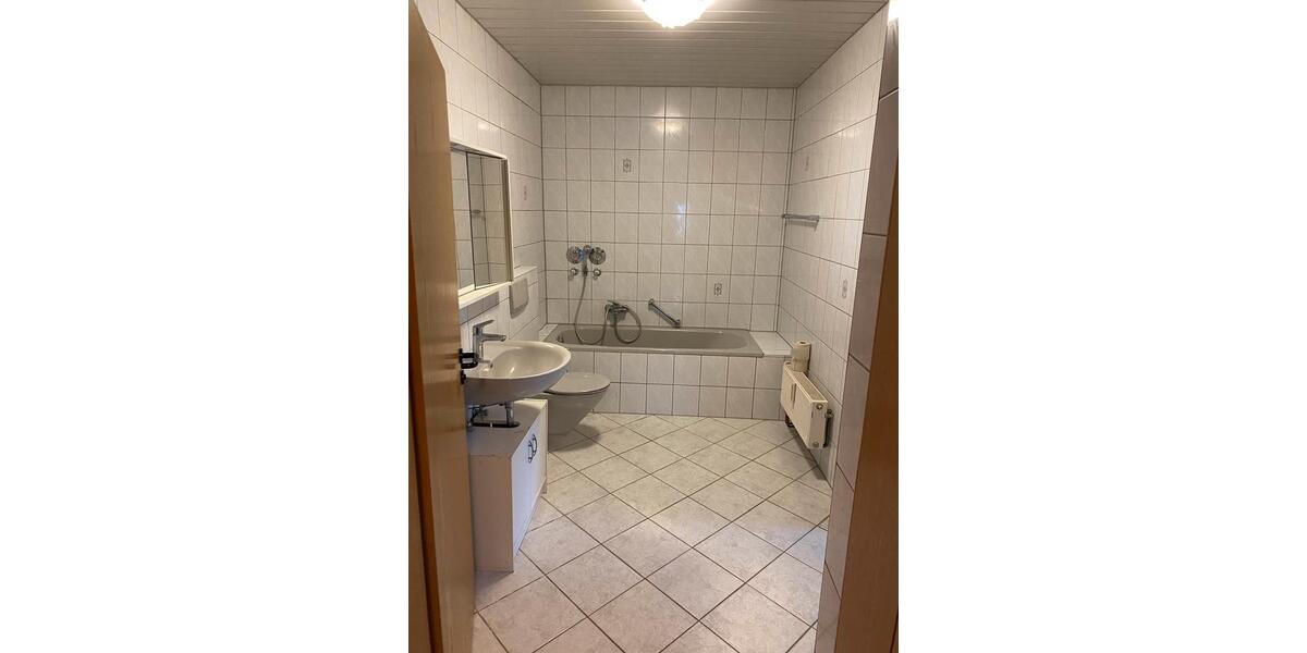 Etagenwohnung Neunkirchen am Brand - 2 Zimmer, 55 m&sup2;, 800&euro; | Angebot:26557023