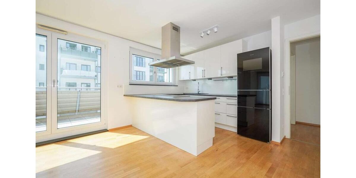 10 Min. ins Zentrum: Modernes Penthouse mit 65 m² Dachterrasse 4 zimmer