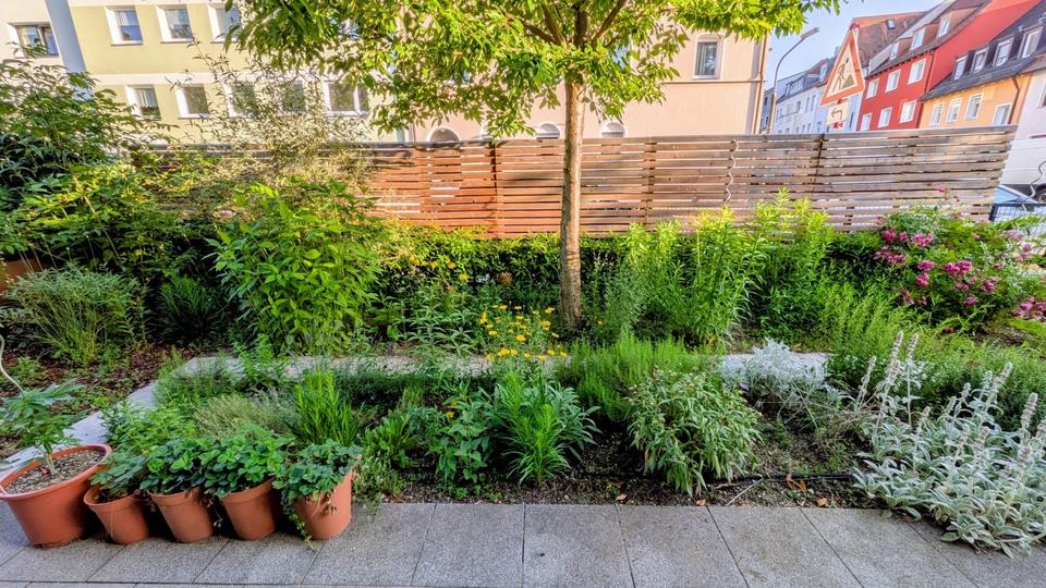 Erdgeschoßwohnung Nürnberg Erlenstegen - 2 Zimmer, 67 m&sup2;, 410.000&euro; | Angebot:27180412