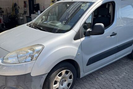 Peugeot Partner 158.000 km 4.500 &euro; Nürnberg 90453