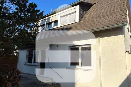 Einfamilienhaus in Forth...dies könnte Ihr neues Heim sein... 5 zimmer