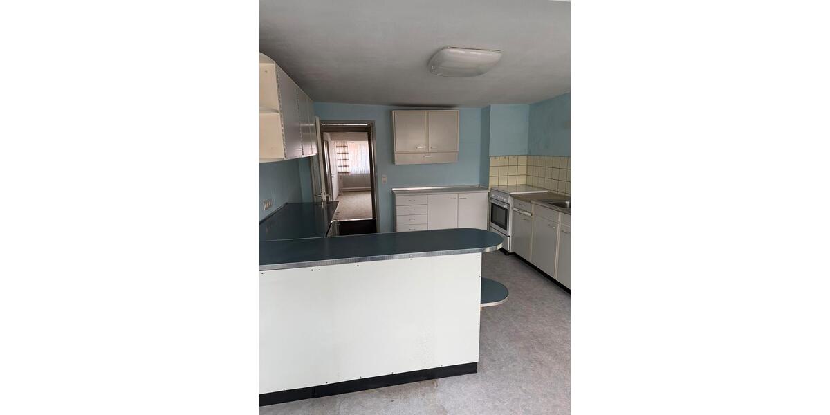 Bauernhaus, Landhaus Nürnberg Gibitzenhof - 8 Zimmer, 250 m&sup2;, 2.500&euro; | Angebot:25767124