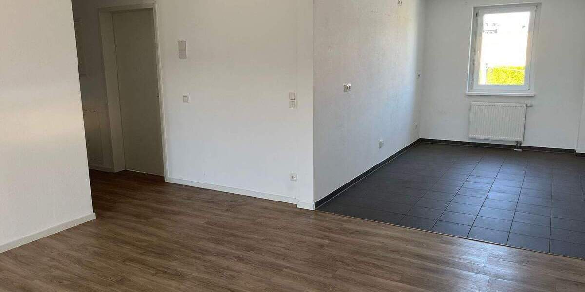 Etagenwohnung Fürth Südstadt - 2 Zimmer, 73 m&sup2;, 925&euro; | Angebot:26388213