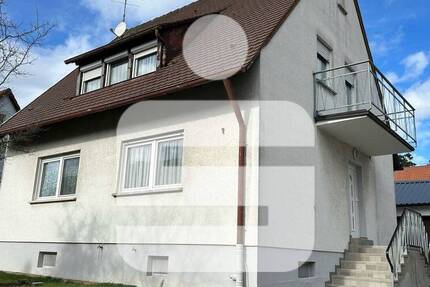 Zweifamilienhaus für die kleine Familie in Heroldsberg...schöne Wohnlage mit tollem Grundstück 5 zimmer