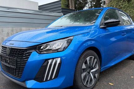 Peugeot 208 9.400 km 9.800 &euro; Nürnberg 90449
