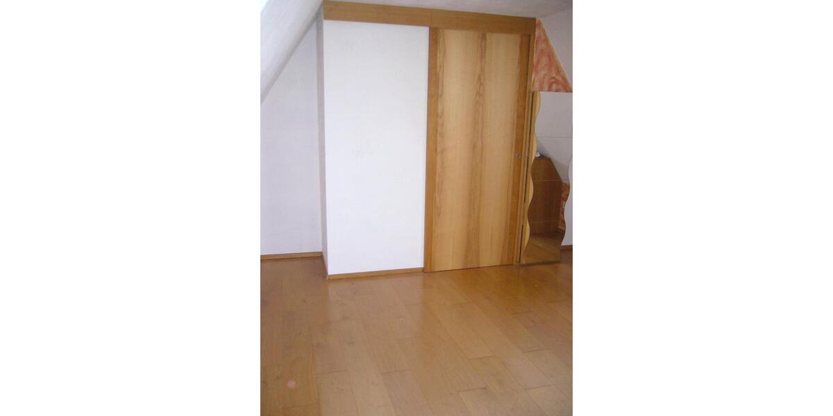 Einfamilienhaus Abenberg - 2 Zimmer, 80 m&sup2;, 800&euro; | Angebot:26411144