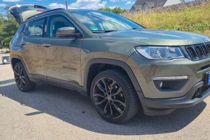 Jeep Compass 60.000 km 18.500 &euro; Winkelhaid 90610