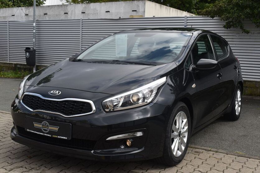 Kia ceed / Ceed 88.000 km 8.900 € Nürnberg 90451