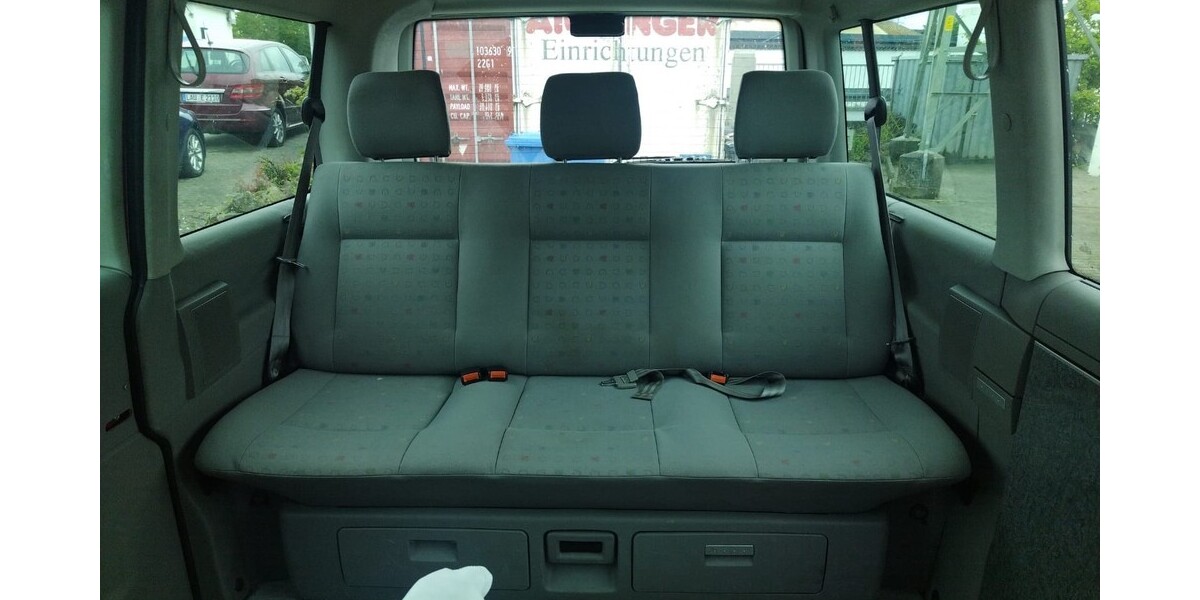 VW T4 Multivan 361.000 km 6.900 &euro; Winkelhaid 90610