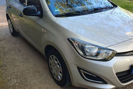 Hyundai i20 106.000 km 3.499 € Nürnberg 90491