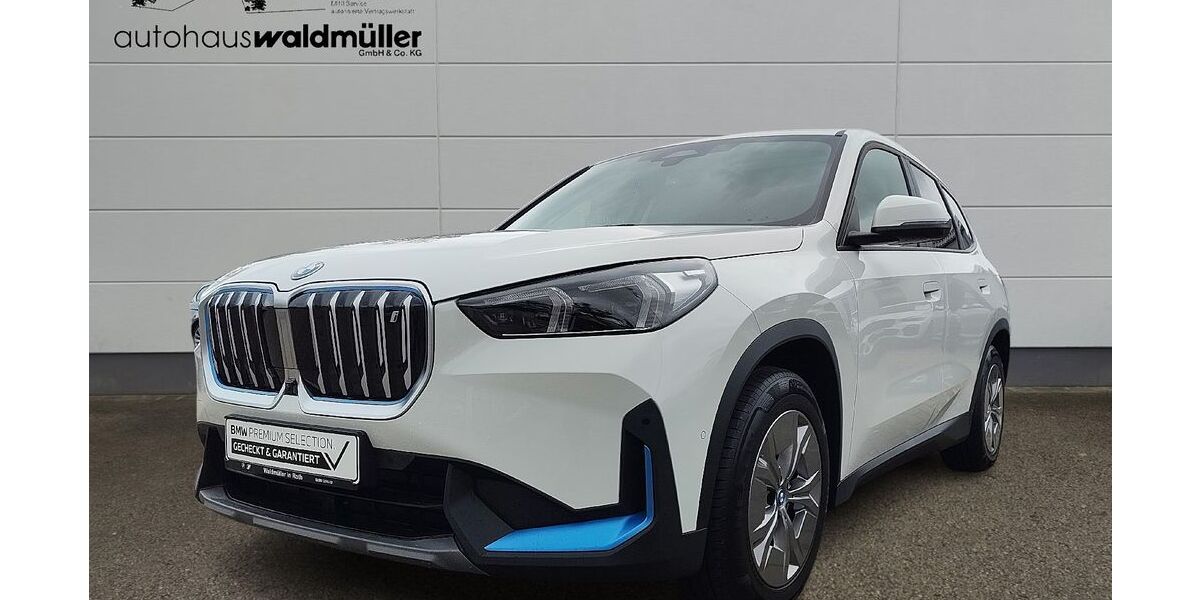 BMW iX1 31.689 km 38.511 &euro; Roth 91154