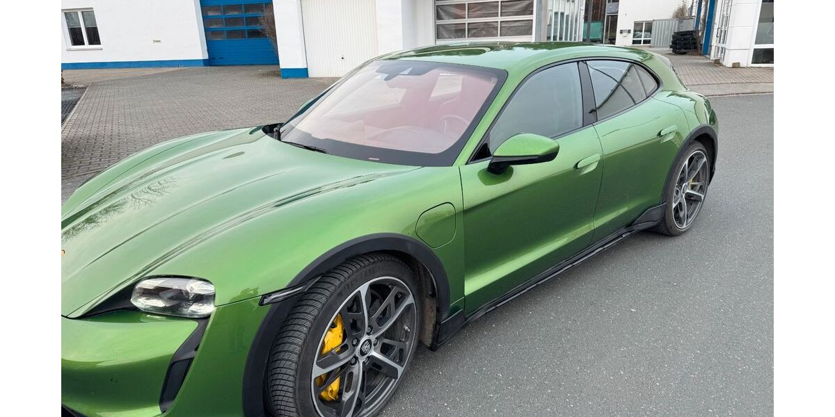 Porsche Taycan 89.900 km 62.450 &euro; Röttenbach 91341