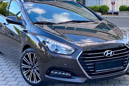 Hyundai i40 187.000 km 10.500 &euro; Nürnberg 90459