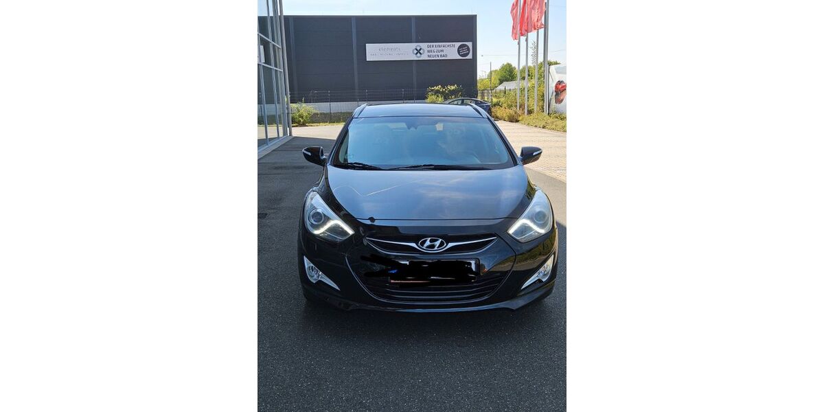 Hyundai i40 111.000 km 7.999 &euro; Fürth 90762