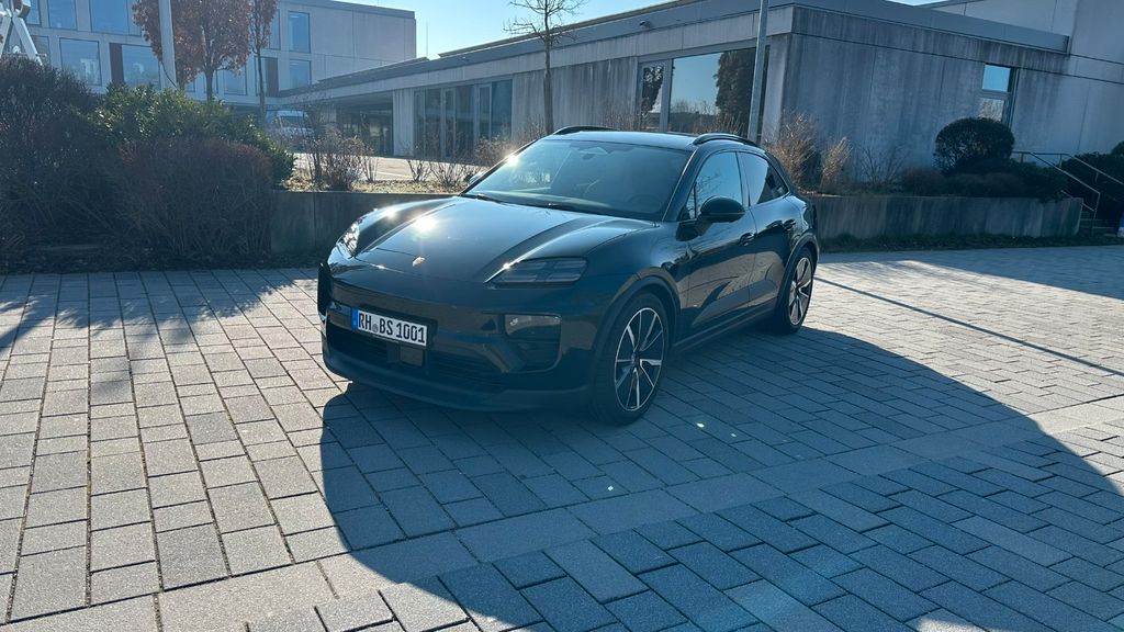 Porsche Macan 5.900 km 77.800 &euro; Wendelstein 90530