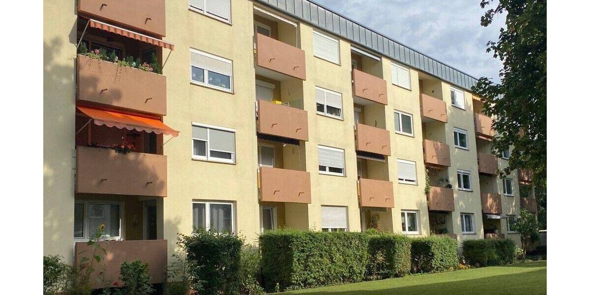 Nähe Sanaklinik! 4-Zi.-ETW mit 2 Balkonen 4 zimmer