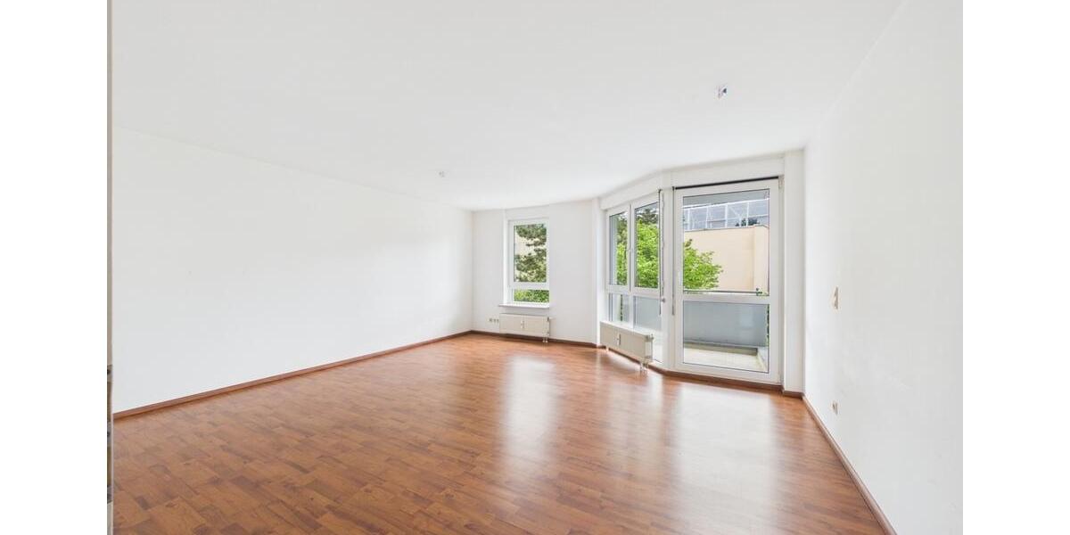 Etagenwohnung Nürnberg Erlenstegen - 3 Zimmer, 85 m&sup2;, 980&euro; | Angebot:26675036