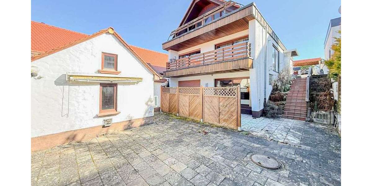 Einfamilienhaus Wendelstein - 8 Zimmer, 257 m&sup2;, 585.000&euro; | Angebot:26249848