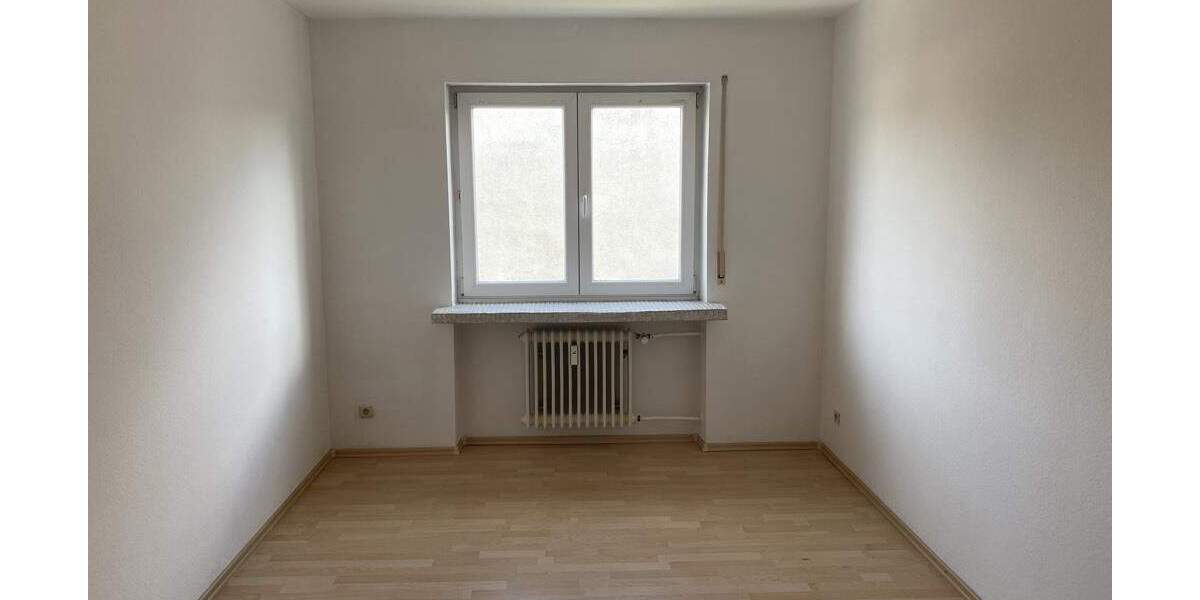 Etagenwohnung Baiersdorf Igelsdorf - 3 Zimmer, 100 m&sup2;, 690&euro; | Angebot:23824400