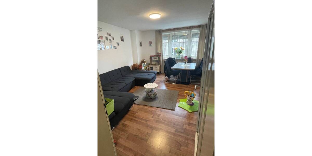 Etagenwohnung Nürnberg St Peter - 4 Zimmer, 80 m&sup2;, 1.000&euro; | Angebot:26358512