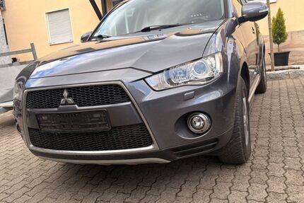 Mitsubishi Outlander 202.028 km 4.350 &euro; Erlangen 91056