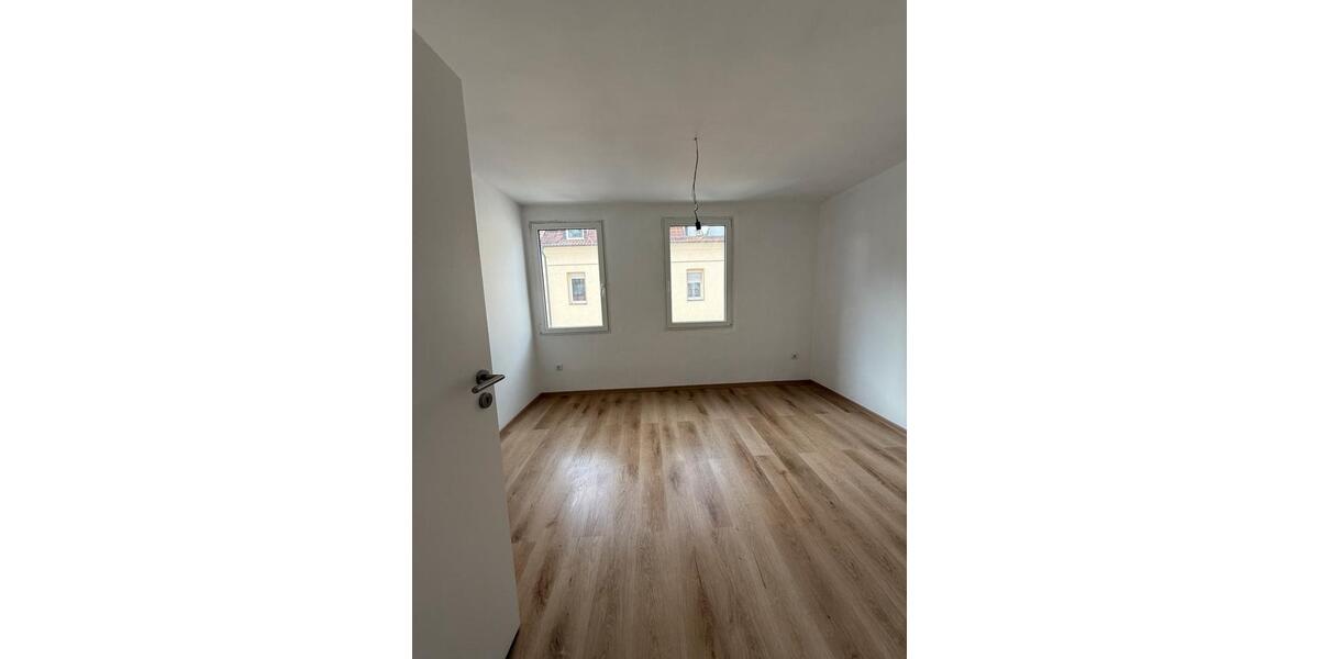 Dachgeschoßwohnung Stein - 3 Zimmer, 53 m&sup2;, 1.100&euro; | Angebot:25404606