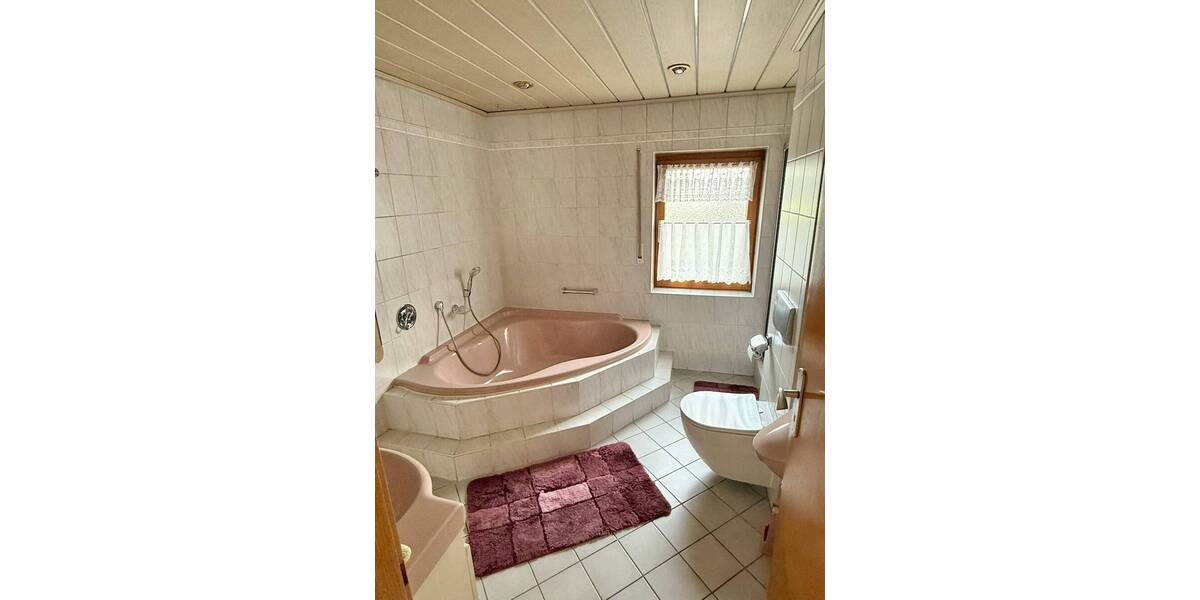 Einfamilienhaus Fürth Atzenhof - 7 Zimmer, 150 m&sup2;, 449.000&euro; | Angebot:25338728