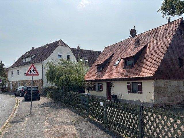 Einfamilienhaus Nürnberg Großgründlach - 7 Zimmer, 145 m&sup2;, 471.000&euro; | Angebot:25390458