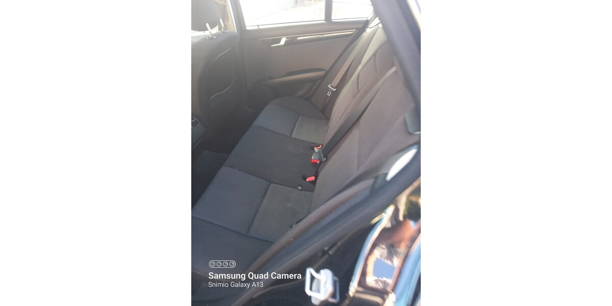 Mercedes-Benz C 200 215.000 km 10.000 &euro; Heroldsberg 90562