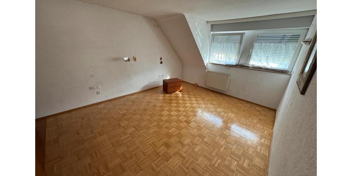 Einfamilienhaus Nürnberg Gaismannshof - 6 Zimmer, 143 m&sup2;, 2.000&euro; | Angebot:26594505