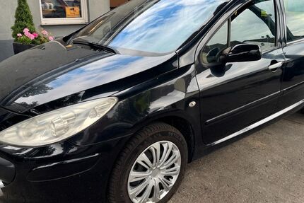 Peugeot 307 174.000 km 890 &euro; Nürnberg 90453