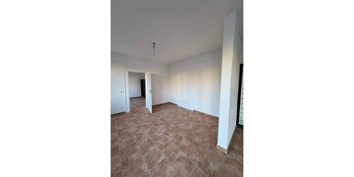 Terrassenwohnung Fürth Nordstadt - 5 Zimmer, 120 m&sup2;, 1.080&euro; | Angebot:26891611