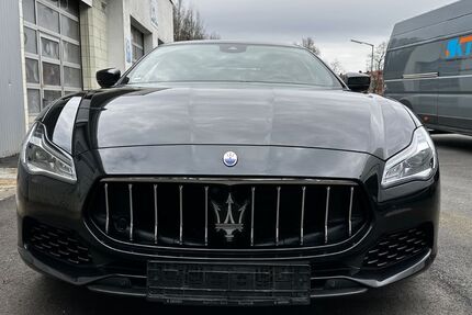 Maserati Quattroporte 209.830 km 23.990 &euro; Hersbruck 91217