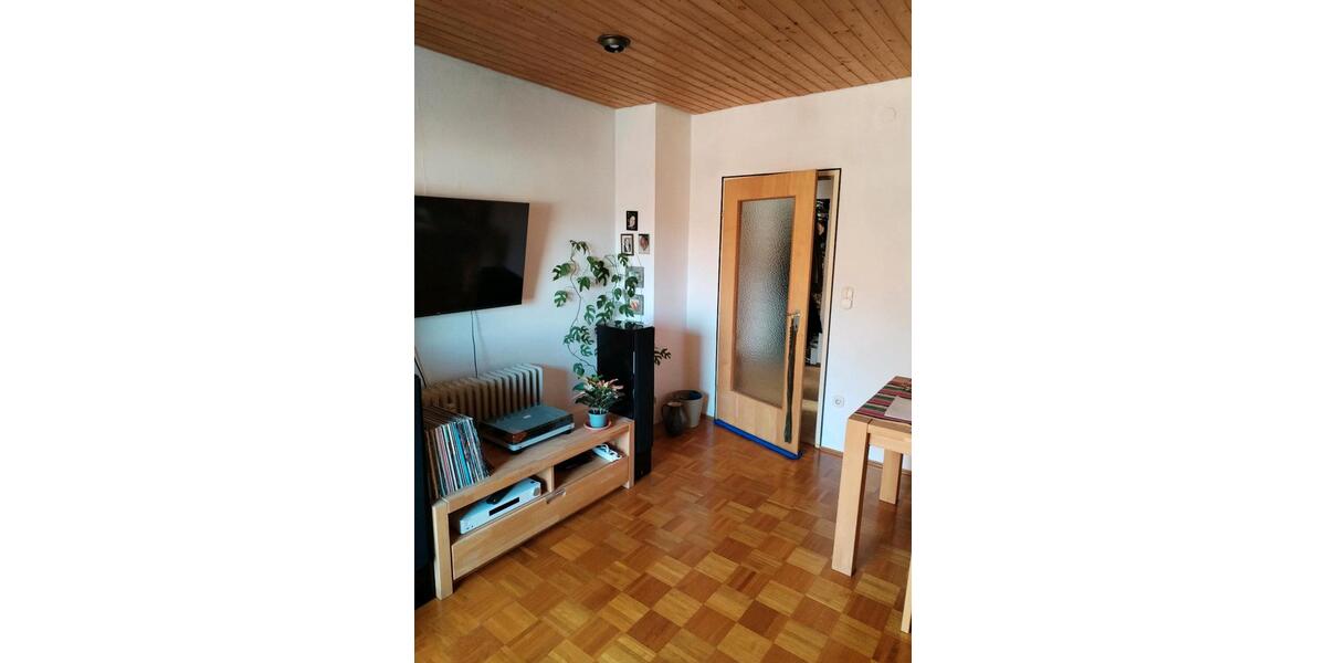 Dachgeschoßwohnung Nürnberg Eibach - 2.5 Zimmer, 62 m&sup2;, 800&euro; | Angebot:26226856