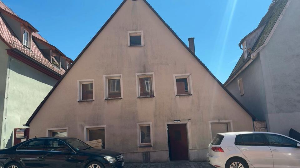 Denkmalgeschützte Immobilie in Schwabach – Sanierungsbedürftig
