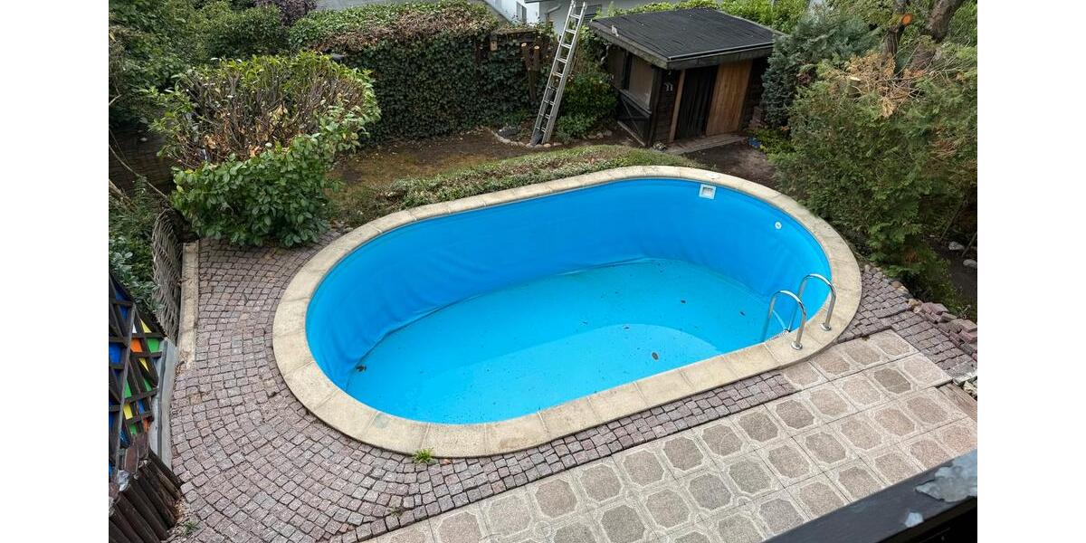 DOPPELHAUSHÄLFTE in Fürth- VACH am Kanal mit Pool und ohne Makler 5 zimmer