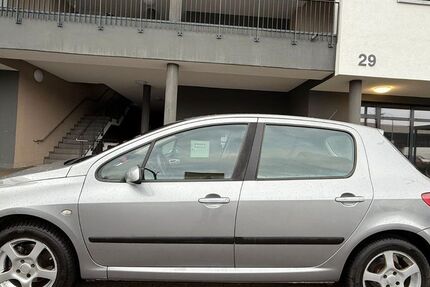 Peugeot 307 200.000 km 1.200 &euro; Nürnberg 90439