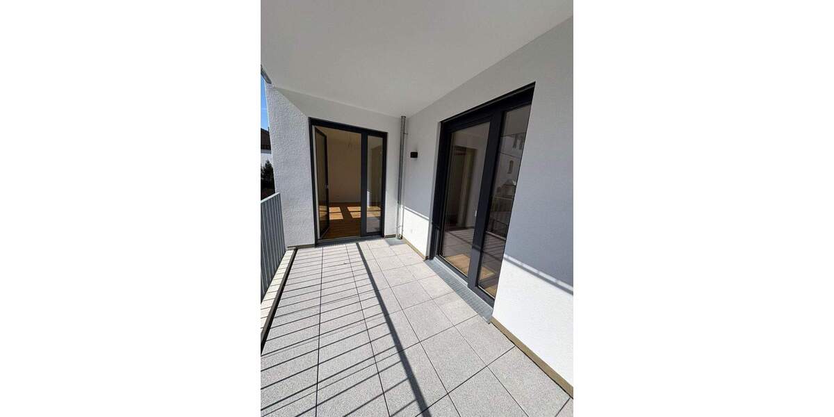 ZUM VERLIEBEN: gemütliche 4-Zi-Whg. mit gr. Balkon in bevorzugter Wohnlage! Sie erhalten sogar noch den KfW-Zuschuss in Höhe von 26.250€! 4 zimmer