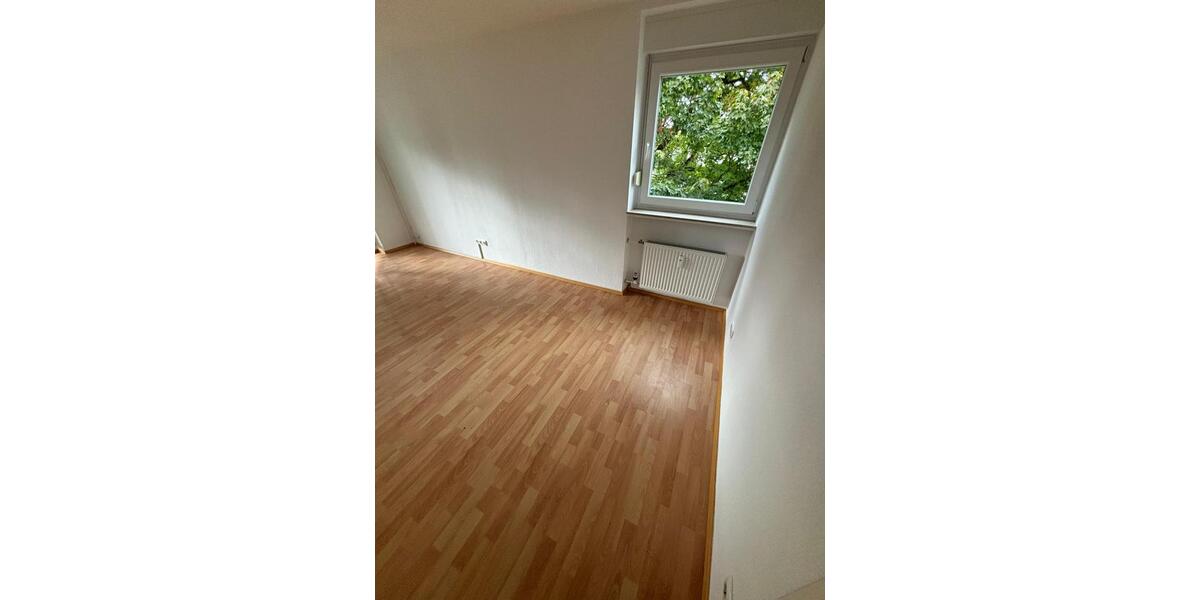 Etagenwohnung Nürnberg Gebersdorf - 3 Zimmer, 73 m&sup2;, 950&euro; | Angebot:27576689