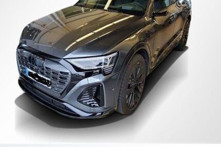 Audi Q8 e-tron 12.200 km 61.779 € Nürnberg 90441