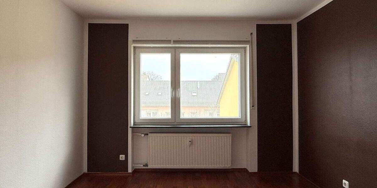 Etagenwohnung Erlangen Innenstadt - 3 Zimmer, 101 m&sup2;, 339.000&euro; | Angebot:25801561