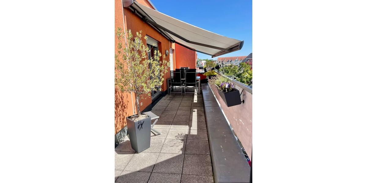 3,5 Zi. Penthouse-Whg. mit großer Dachterrasse, EBK, ab 01.05.26 3.5 zimmer